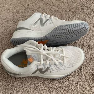 New Balance Women’s Tennis Shoes 1006 8.5B NEW